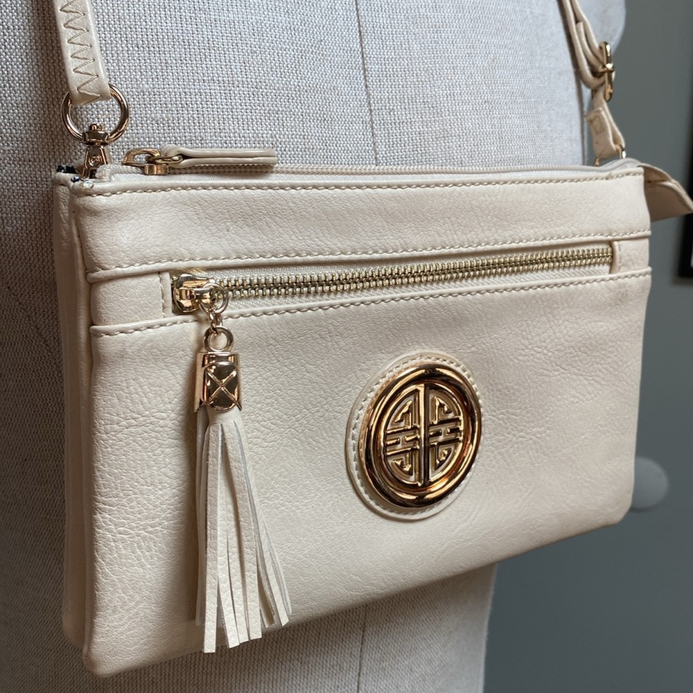 Elegant vintage  Cream Shoulder Bag - Picture 2 of 9